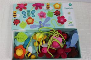 FILABELLULE GIOCO CON FILI E 12 PERLE  +2 ANNI