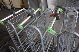 CARRELLI MAGAZZINO TRASPORTO MERCI