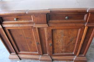 CREDENZA ANTICA IN LEGNO