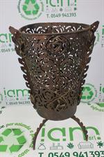 VASO IN FERRO BATTUTO LAVORATO