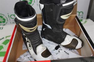 STIVALI DA CORSA AUTO / MOTO AXO NR 44 (RACING BOOTS)