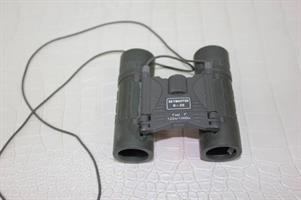 BINOCOLO SKYMASTER 122MM/1000 M  8X25
