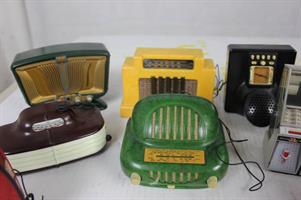 LOTTO 2/2 COLLANA RIPRODUZIONE MINIATIRE RADIO D'EPOCA