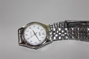 OROLOGIO CASIO IN ACCIAIO INOSSIDABILE DA DONNA