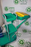 CARRELLO DELLE PULIZIE CON SECCHIO STRIZZATORE