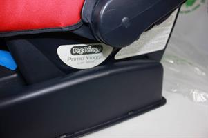 SEGGIOLINO ROSSO CON BASE ISOFIX PEG PEREGO
