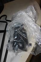 2 SERVOMUTI INDOSSATORI IN METALLO NERO IKEA