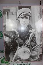 POSTER QUADRO CON CORNICE ROSA - MARLON BRANDO