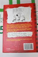 DIARIO DI UNA SCHIAPPA Un racconto a vignette di Jeff Kinney